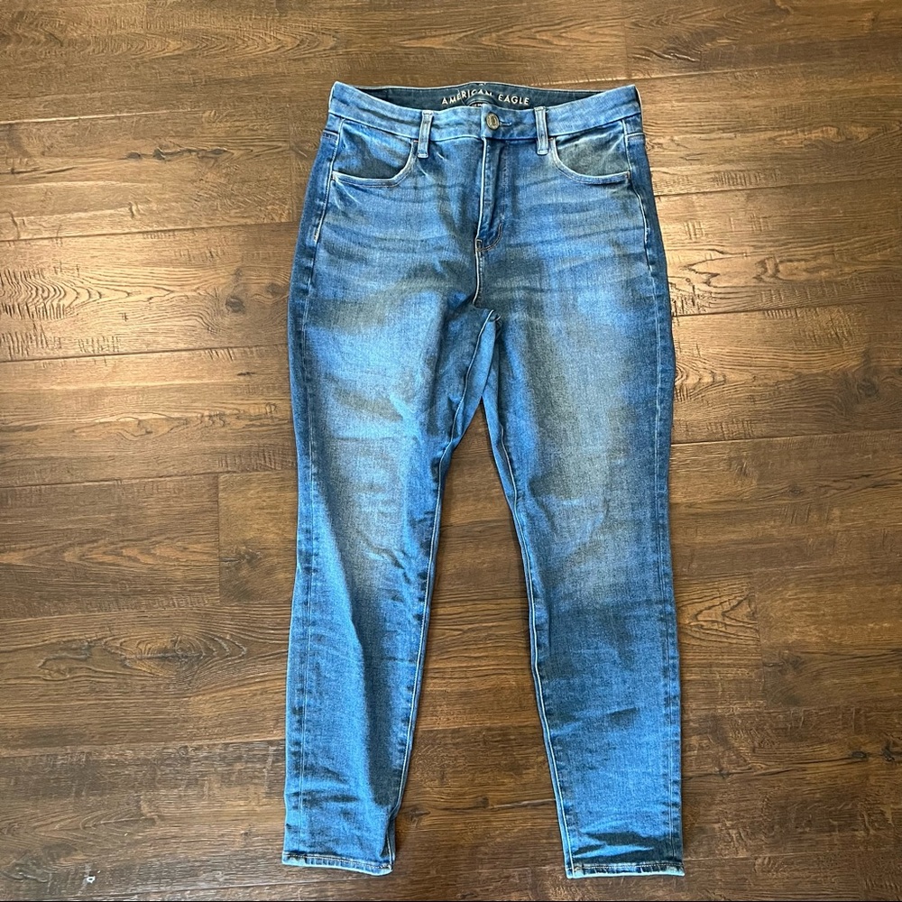 AE Curvy Hi-Rise Dream Jean
